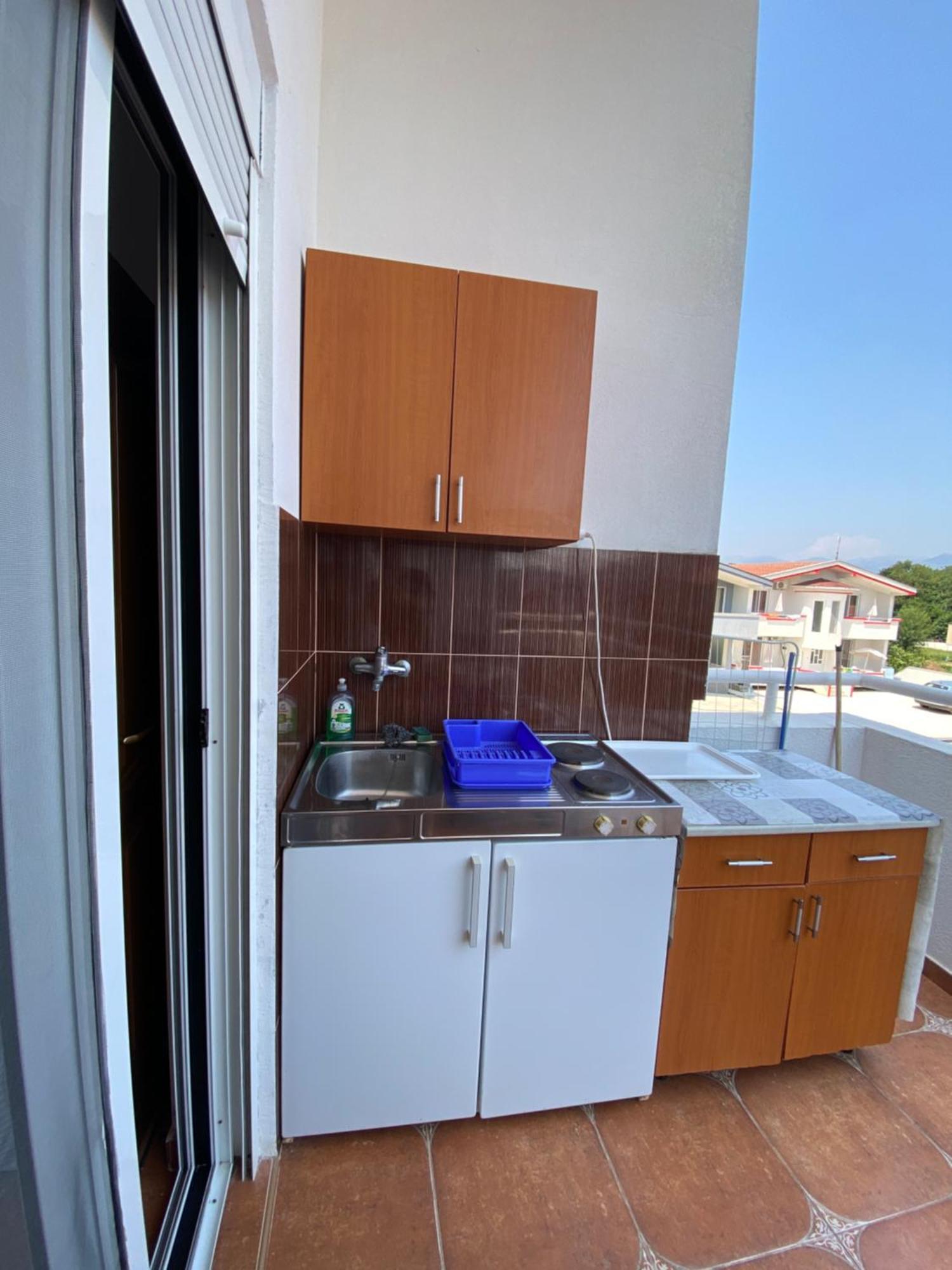 Guest House Nura Улцинь Экстерьер фото